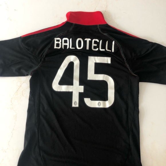 Mario Balotelli AC Milan jersey - Picture 5 of 8